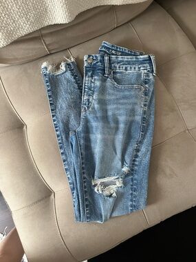 American Eagle Outfitters High Rise Distressed Luxe Stretch Jeggings